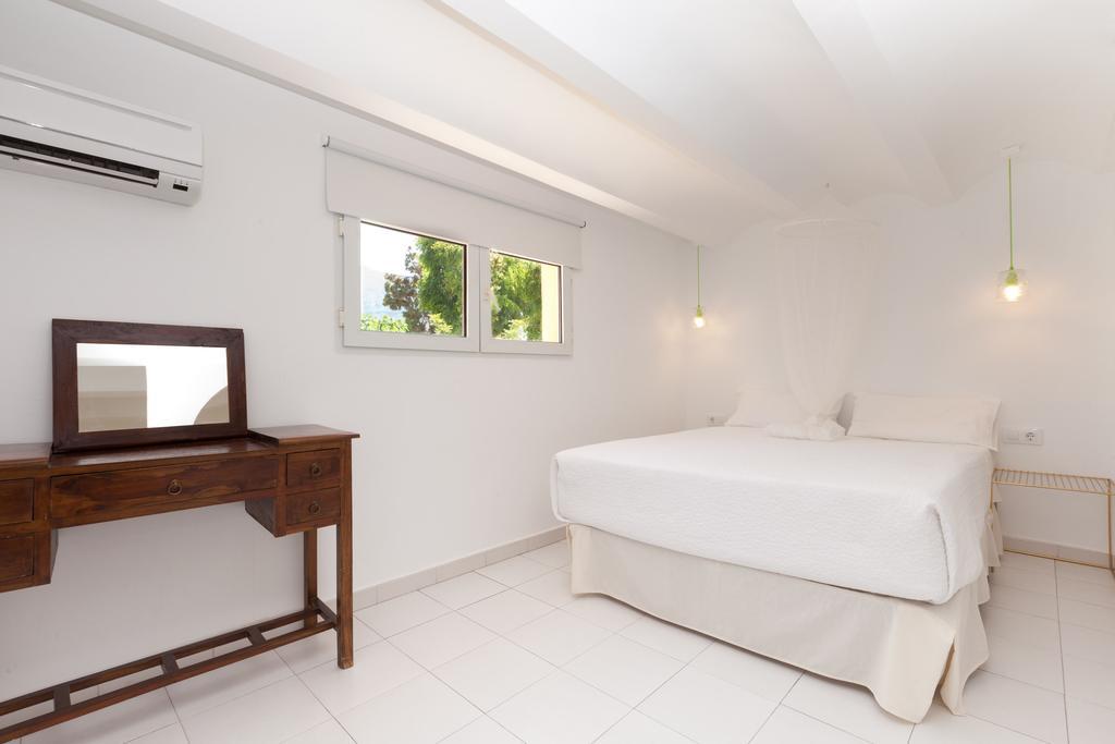 Apartamentos Mr La Racona Santa Llucia Exterior foto